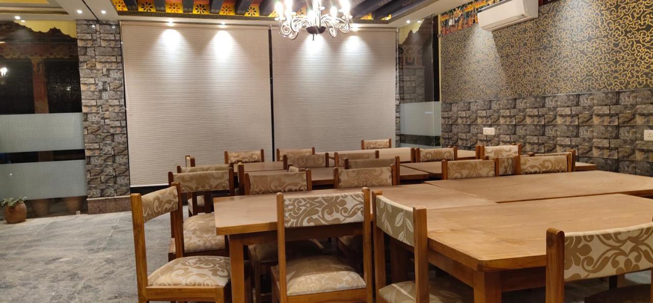 White Dragon Hotel Punakha Luaran gambar